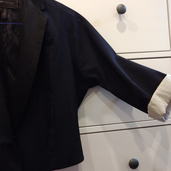 BCBGMaxazria women's black/navy blazer - Picture 4 of 7